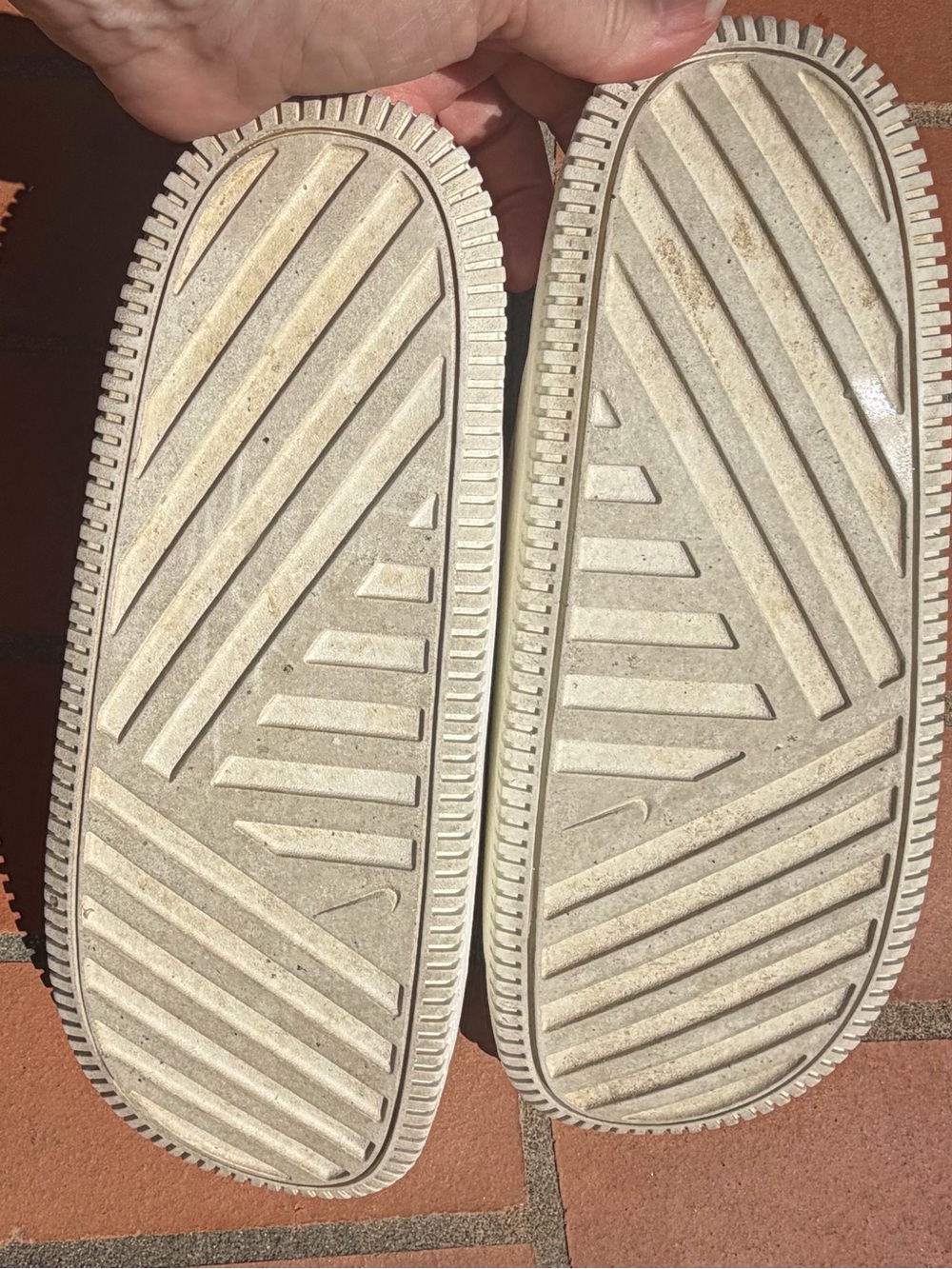 Nike White Unisex Slide Sandals with Embossed Swoosh - Picture 3 of 3